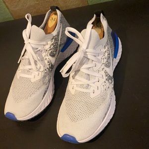 Nike Epic React Flyknit 2